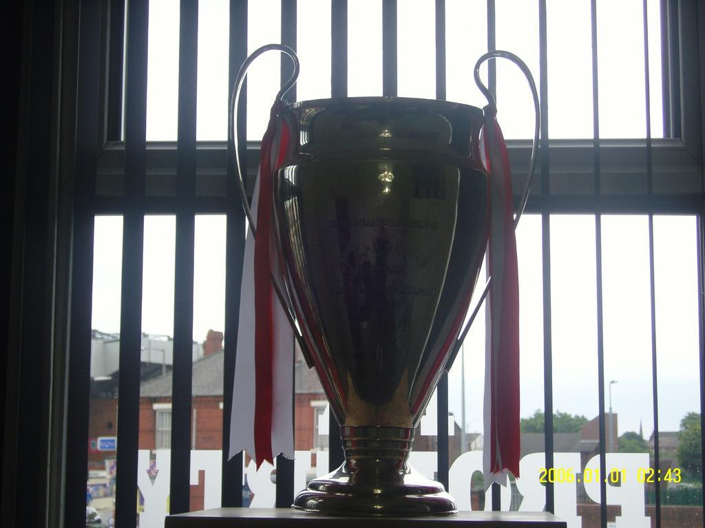 The Kop View Hotel ลิเวอร์พูล ภายนอก รูปภาพ